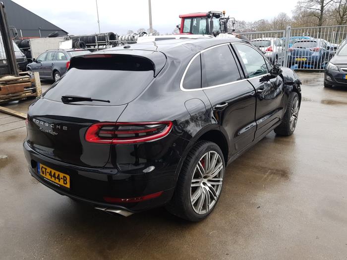 Porsche Macan 3.6 V6 24V Turbo Sloopvoertuig (2014, Zwart)