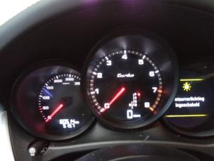 Porsche Macan 3.6 V6 24V Turbo Sloopvoertuig (2014, Zwart)