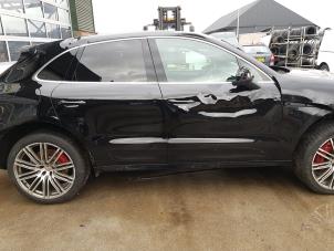 Porsche Macan 3.6 V6 24V Turbo Sloopvoertuig (2014, Zwart)