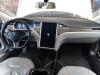 Tesla Model S 12- Sloopvoertuig (2012, Zilvergrijs)