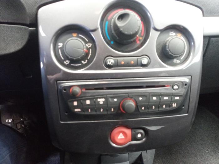 Renault Clio III 1.5 dCi FAP Sloopvoertuig (2011, Grijs)