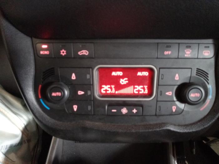 Alfa Romeo MiTo 1.3 JTDm 16V Eco Sloopvoertuig (2011, Wit)