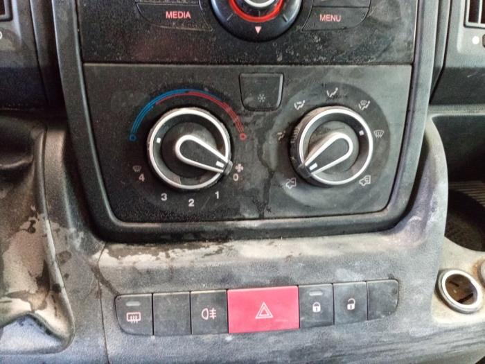 Citroen Jumper 2.2 HDi 110 Sloopvoertuig (2013, Graniet)