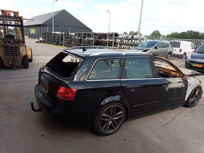 Audi A4 Avant Quattro 2.0 TFSI 20V Sloopvoertuig (2005, Zwart)