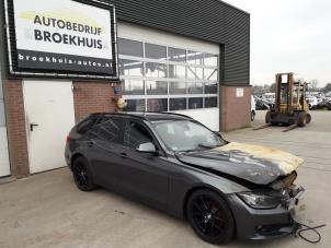 BMW 3 serie Touring 320d 2.0 16V Sloopvoertuig (2013, Grijs)