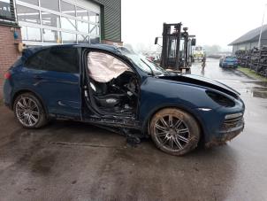 Porsche Cayenne II 3.0 D V6 24V Sloopvoertuig (2010, Zwart)