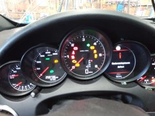 Porsche Cayenne II 3.0 D V6 24V Sloopvoertuig (2010, Zwart)