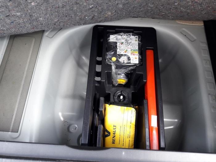 Renault Captur 0.9 Energy TCE 12V Sloopvoertuig (2015, Wit)