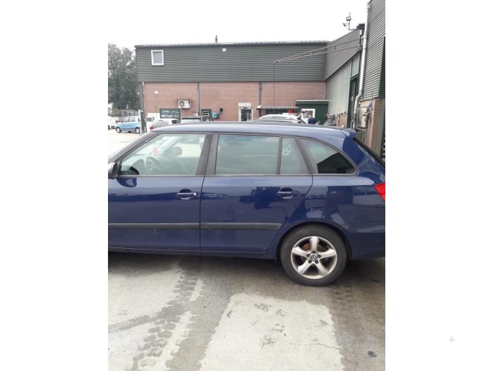 Skoda Fabia II Combi 1.2 TDI 12V Greenline Sloopvoertuig (2011, Blauw)