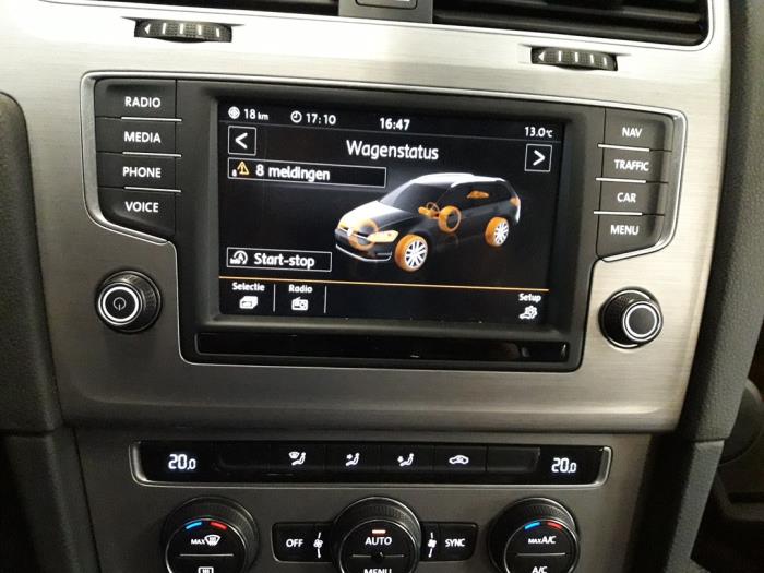 Volkswagen Golf VII Variant 1.0 TSI 12V BlueMotion Technology Sloopvoertuig (2015, Zwart)