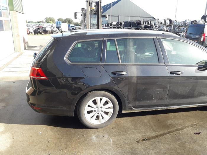 Volkswagen Golf VII Variant 1.0 TSI 12V BlueMotion Technology Sloopvoertuig (2015, Zwart)