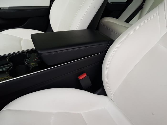 Tesla Model 3 Long Range AWD 75 kWh Sloopvoertuig (2019, Wit)