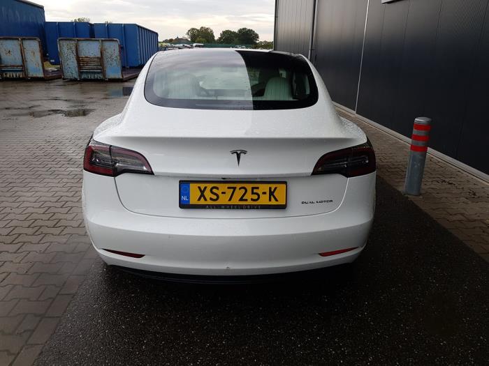 Tesla Model 3 Long Range AWD 75 kWh Sloopvoertuig (2019, Wit)