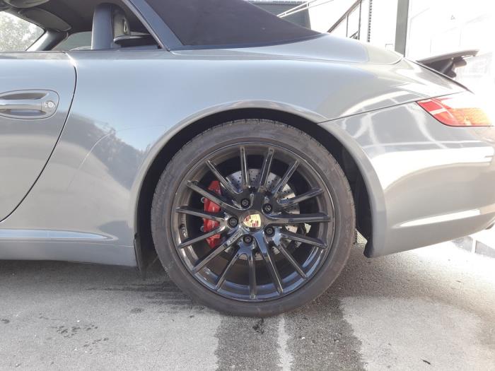 Porsche 911 3.8 24V Carrera S Sloopvoertuig (2005, Grijs)