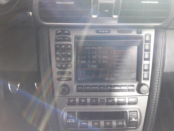 Porsche 911 3.8 24V Carrera S Sloopvoertuig (2005, Grijs)