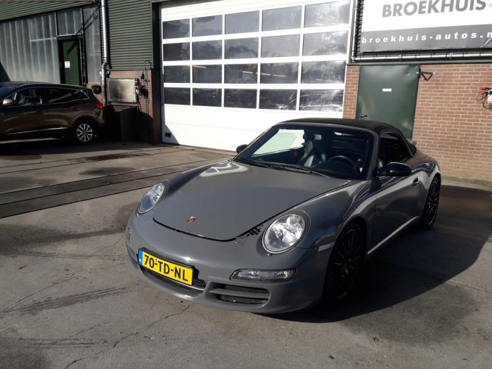 Porsche 911 3.8 24V Carrera S Sloopvoertuig (2005, Grijs)