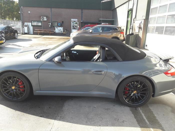 Porsche 911 3.8 24V Carrera S Sloopvoertuig (2005, Grijs)