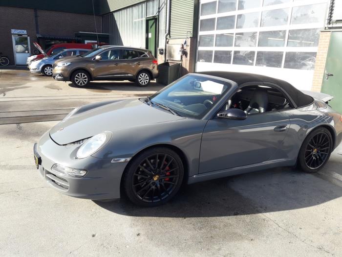 Porsche 911 3.8 24V Carrera S Sloopvoertuig (2005, Grijs)