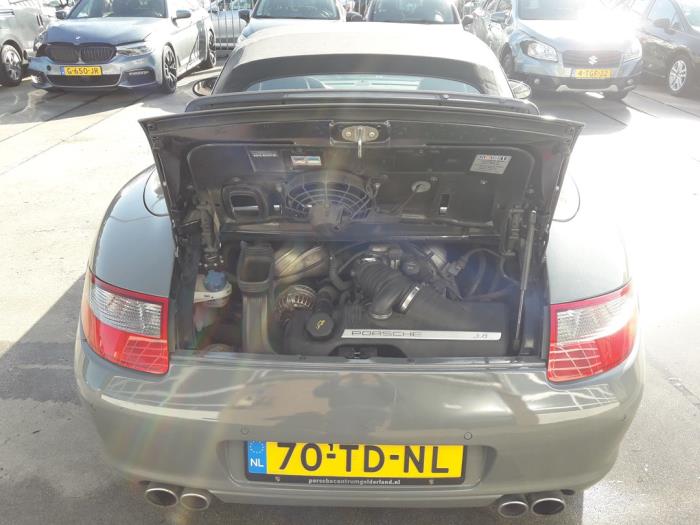 Porsche 911 3.8 24V Carrera S Sloopvoertuig (2005, Grijs)