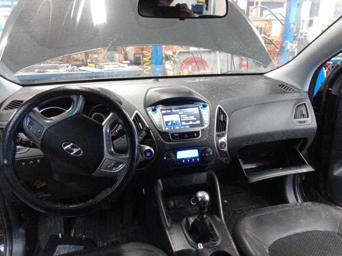 Hyundai iX35 1.6 GDI 16V Sloopvoertuig (2014, Zwart)