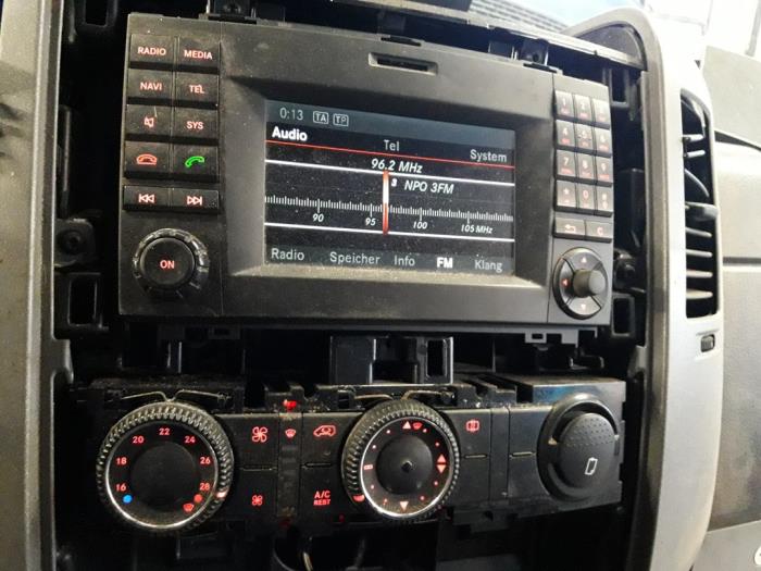 Volkswagen Crafter 2.0 BiTDI Sloopvoertuig (2015, Graniet)