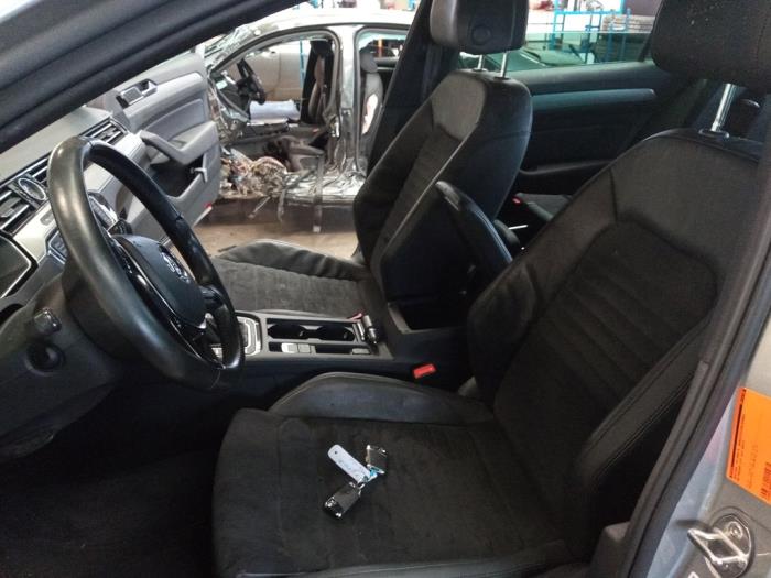 Volkswagen Passat Variant 1.6 TDI 16V Sloopvoertuig (2017, Grijs)