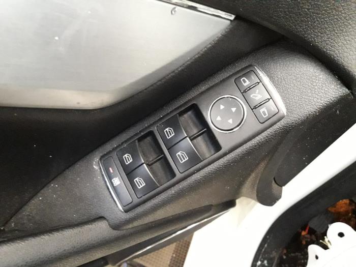 Mercedes C Estate 1.6 C-180K 16V BlueEfficiency Sloopvoertuig (2009, Wit)