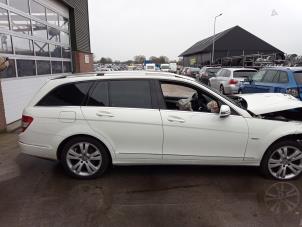 Mercedes C Estate 1.6 C-180K 16V BlueEfficiency Sloopvoertuig (2009, Wit)