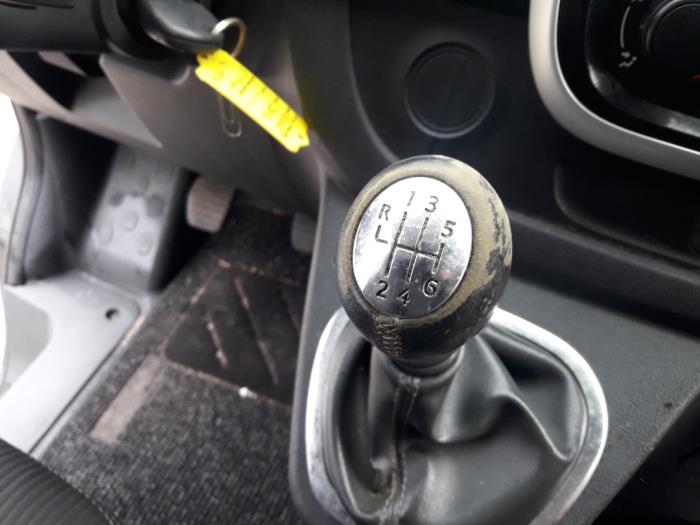 Renault Trafic 1.6 dCi 125 Twin Turbo Sloopvoertuig (2017, Zwart)