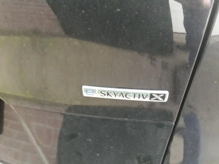 Mazda CX-30 2.0 e-SkyActiv X 186 M Hybrid 16V Sloopvoertuig (2021, Zwart)