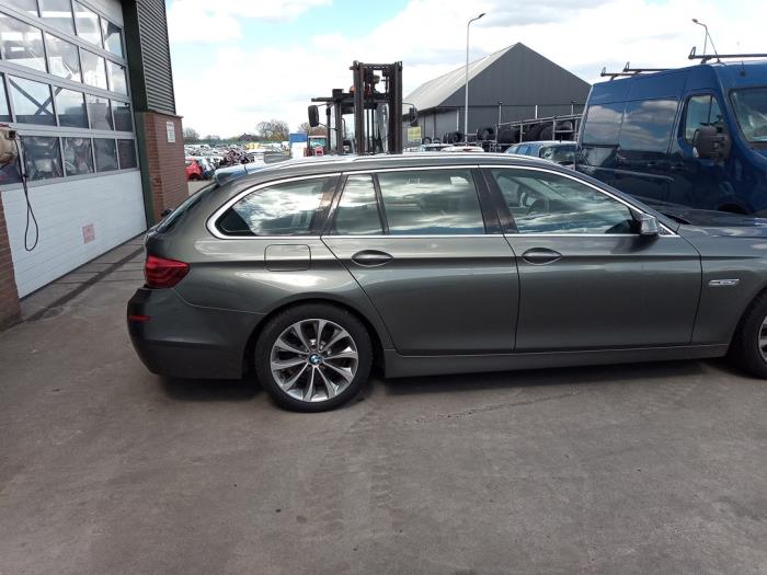 BMW 5 serie Touring 520d 16V Sloopvoertuig (2014, Grijs)