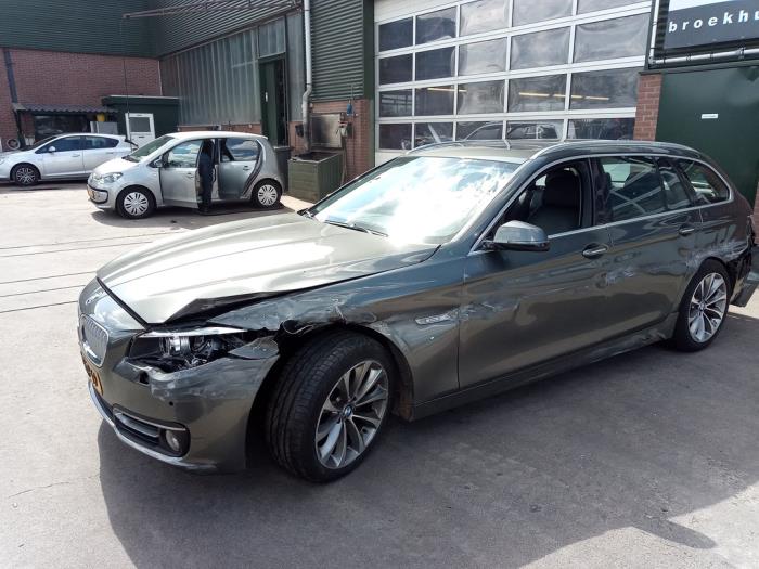 BMW 5 serie Touring 520d 16V Sloopvoertuig (2014, Grijs)
