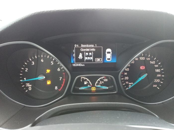 Ford Focus 3 Wagon 1.0 Ti-VCT EcoBoost 12V 125 Sloopvoertuig (2018, Wit)