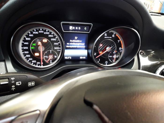 Mercedes GLA AMG 2.0 45 AMG Turbo 16V Sloopvoertuig (2015, Wit)