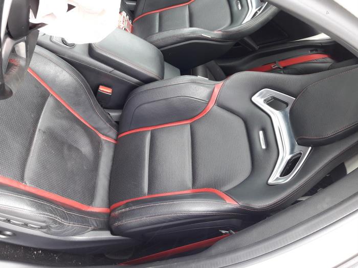 Mercedes GLA AMG 2.0 45 AMG Turbo 16V Sloopvoertuig (2015, Wit)