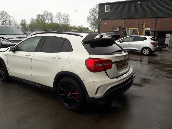 Mercedes GLA AMG 2.0 45 AMG Turbo 16V Sloopvoertuig (2015, Wit)
