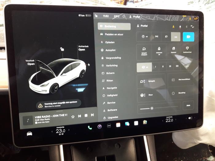 Tesla Model 3 Long Range AWD 75 kWh Sloopvoertuig (2019, Wit)