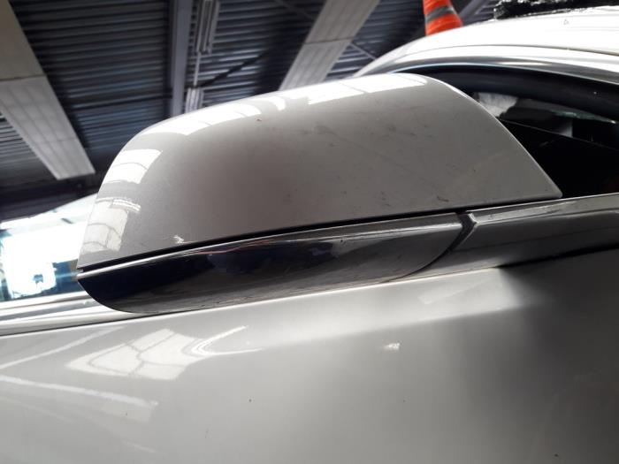 Tesla Model 3 Long Range AWD 75 kWh Sloopvoertuig (2019, Wit)