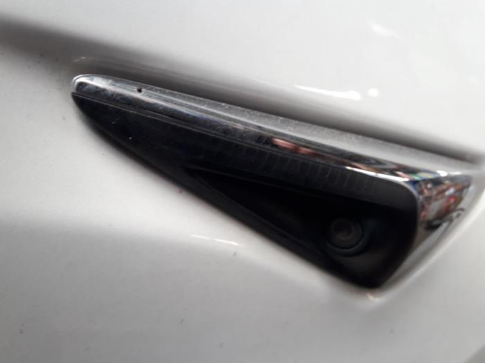 Tesla Model 3 Long Range AWD 75 kWh Sloopvoertuig (2019, Wit)