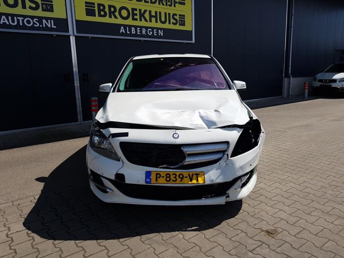 Mercedes B Electric Drive Sloopvoertuig (2016, Wit)