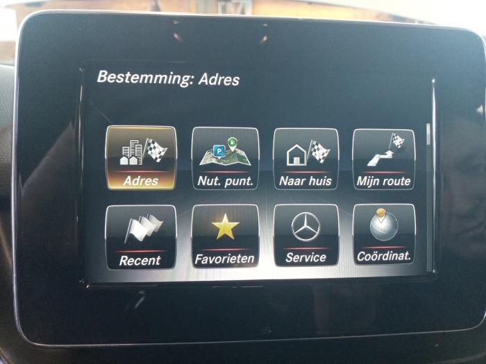 Mercedes B Electric Drive Sloopvoertuig (2016, Wit)