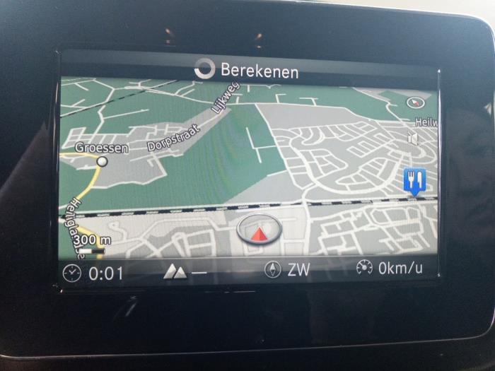 Mercedes B Electric Drive Sloopvoertuig (2016, Wit)