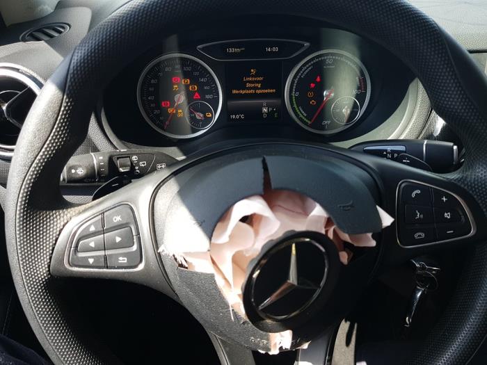 Mercedes B Electric Drive Sloopvoertuig (2016, Wit)