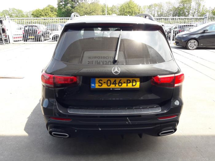 Mercedes GLB 1.3 GLB-200 Turbo 16V Sloopvoertuig (2023, Zwart)