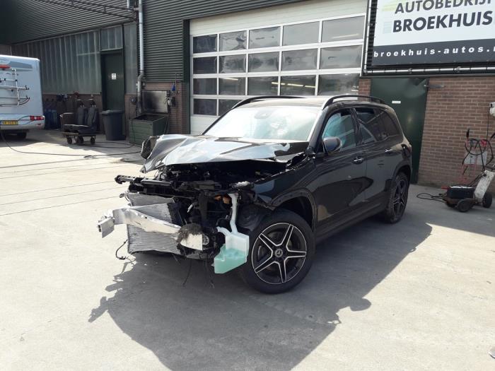 Mercedes GLB 1.3 GLB-200 Turbo 16V Sloopvoertuig (2023, Zwart)