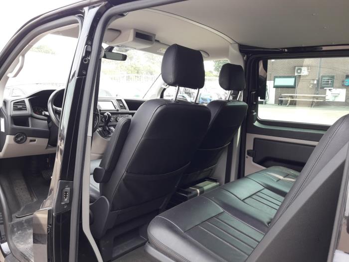 Volkswagen Transporter T6 2.0 TDI 150 Sloopvoertuig (2018, Zwart)