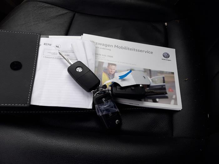 Volkswagen Transporter T6 2.0 TDI 150 Sloopvoertuig (2018, Zwart)