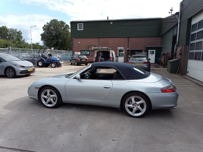 Porsche 911 3.6 Carrera 4 24V Sloopvoertuig (2003, Grijs)