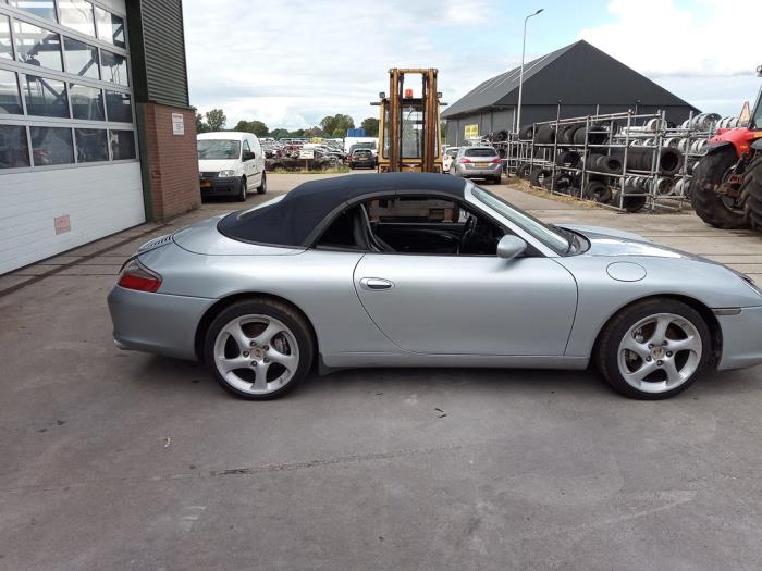 Porsche 911 3.6 Carrera 4 24V Sloopvoertuig (2003, Grijs)