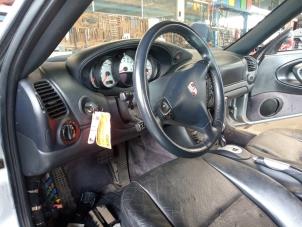 Porsche 911 3.6 Carrera 4 24V Sloopvoertuig (2003, Grijs)